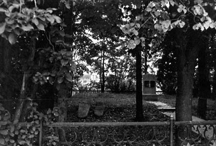 Memorial to Jews, executed in Miory