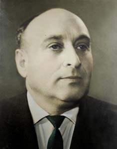 Mikhail Raikin.