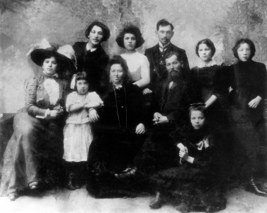 Семья Шагалов.