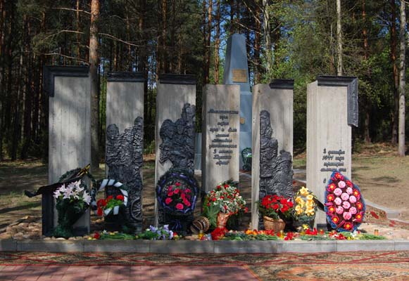 Памятник на Мыслочанской горе.