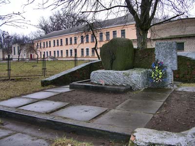 Memorial near cement factory in Frunze street.
