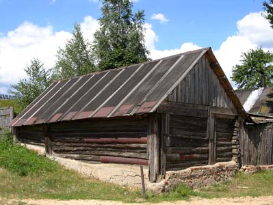 Сапежинка. Сохранившийся еврейский лабаз.